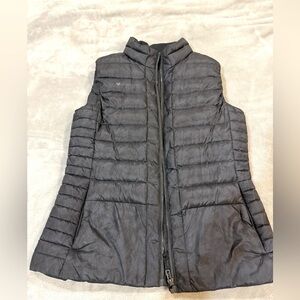Black Obermeyer Puffy Vest - size M